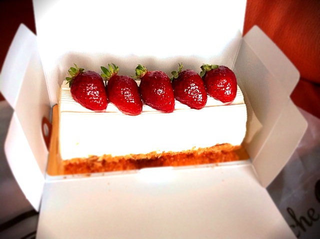 cake120305.jpg